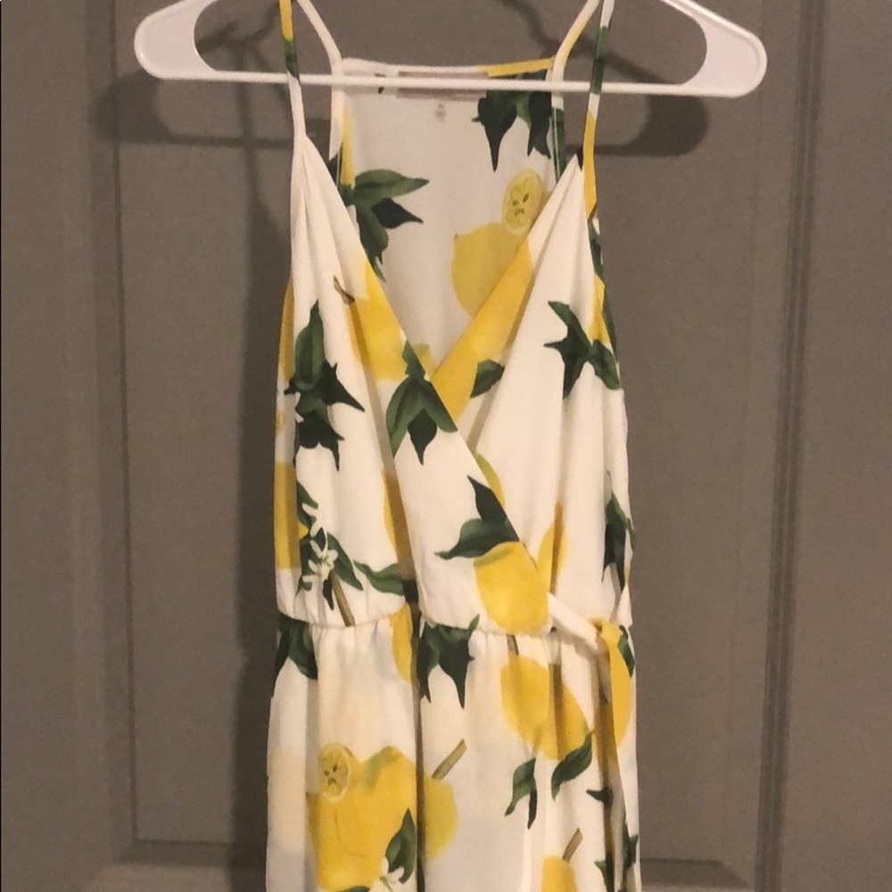Cute lemon dress